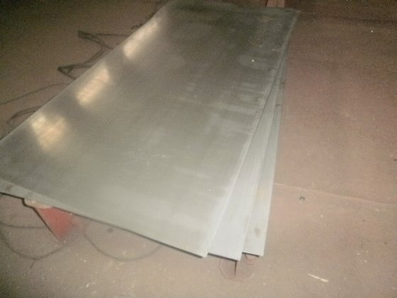 酸洗い鋼板(黒皮除去・SS400相当品) 各板厚 切り売り 小口販売加工