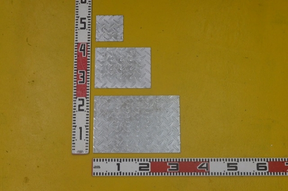 縞鋼板】亜鉛メッキ縞(しま)鉄板(2.3～9.0mm厚)の(914ｘ600